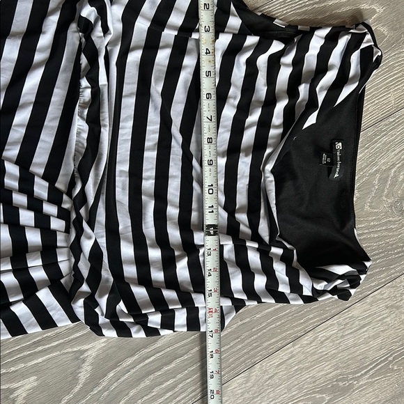 Black and White Striped Dress - Picture 2 of 8